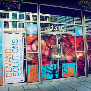 Full Window Graphics